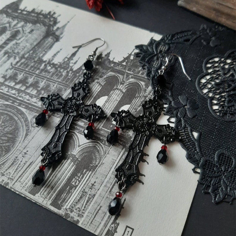 Narastreet – Dark Anhe Cross Earrings