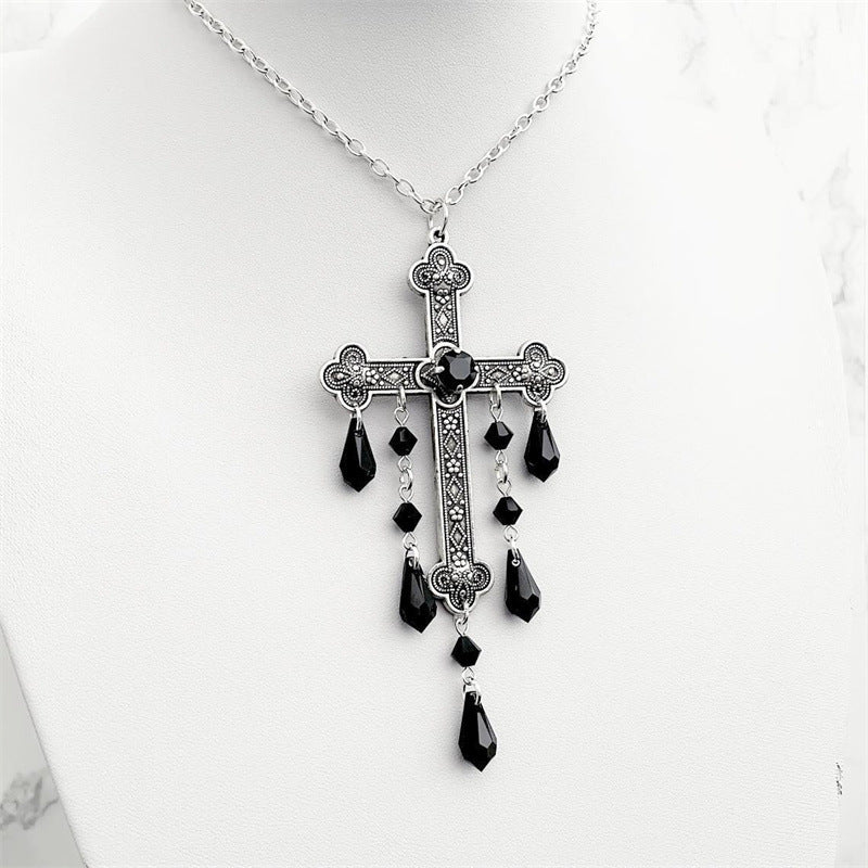 Narastreet – Wife Dracula Cross Choker